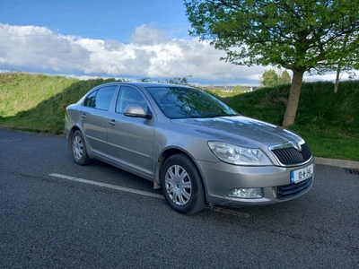 2010 - Skoda Octavia Manual