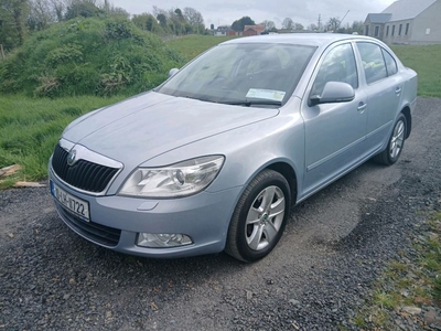 2010 - Skoda Octavia Manual