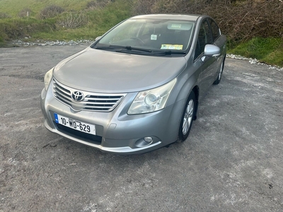 2010 - Toyota Avensis Manual