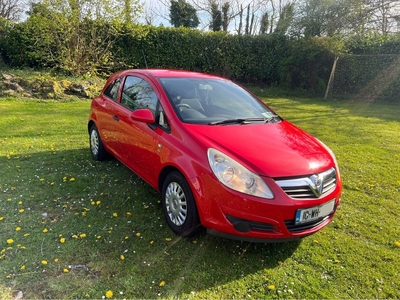 2010 - Vauxhall Corsa ---