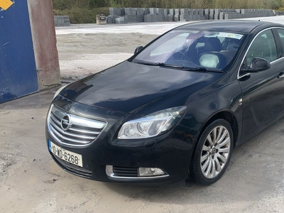 2010 - Vauxhall Insignia ---