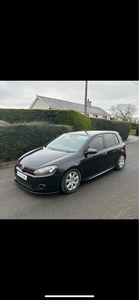 2010 - Volkswagen Golf ---