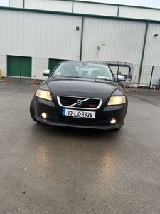 2010 - Volvo S40 ---