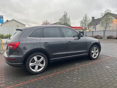 2011 - Audi Q5 Automatic