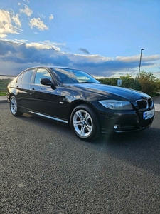 2011 - BMW 3-Series Manual