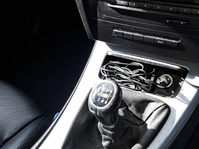 2011 - BMW 3-Series Manual