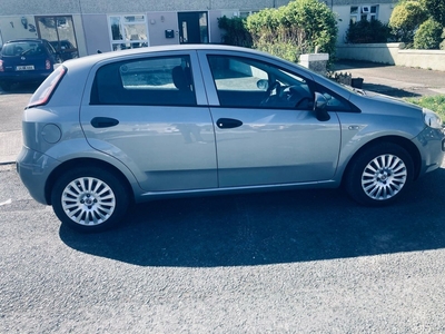 2011 - Fiat Punto Manual