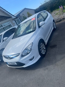 2011 - Hyundai i30 Manual