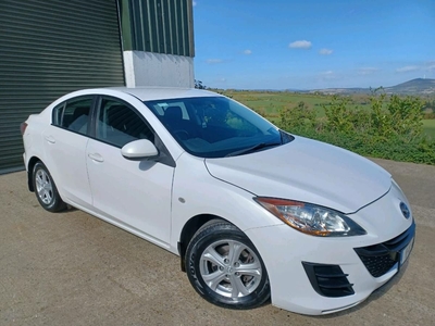 2011 - Mazda 3 Manual