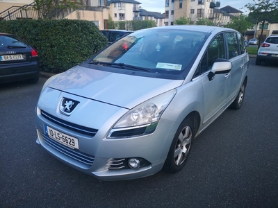 2011 - Peugeot 5008 Manual