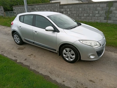 2011 - Renault Megane Manual