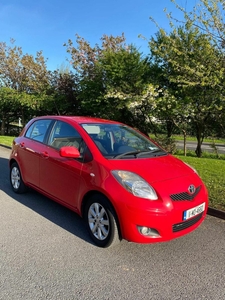 2011 - Toyota Yaris Manual