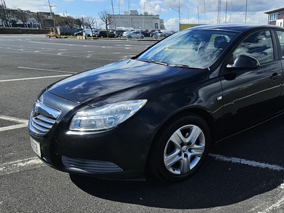 2011 - Vauxhall Insignia ---