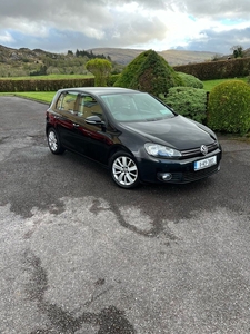 2011 - Volkswagen Golf Manual