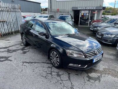 2011 - Volkswagen Passat Manual