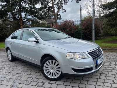 2011 - Volkswagen Passat Manual