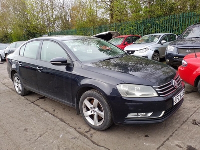 2011 - Volkswagen Passat Manual