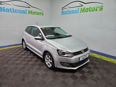 2011 - Volkswagen Polo Manual