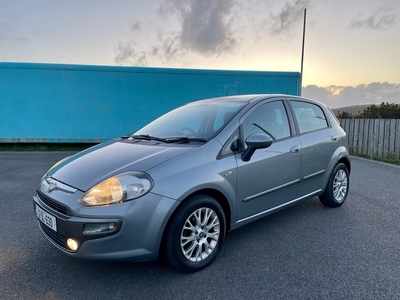 2012 - Fiat Punto Manual