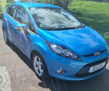 2012 - Ford Fiesta Manual