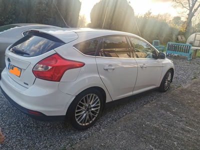 2012 - Ford Focus Manual