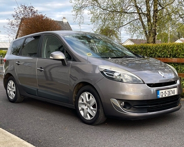 2012 - Renault Grand Scenic Manual