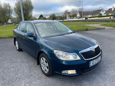 2012 - Skoda Octavia Manual