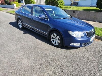 2012 - Skoda Superb Manual