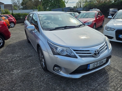 2012 - Toyota Avensis Manual