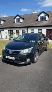 2012 - Toyota Avensis Manual