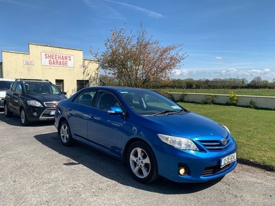 2012 - Toyota Corolla Manual