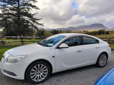 2012 - Vauxhall Insignia Manual