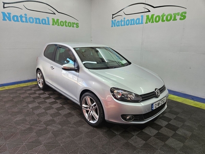 2012 - Volkswagen Golf Manual