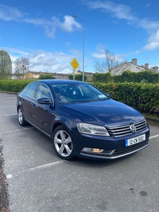 2012 - Volkswagen Passat Manual