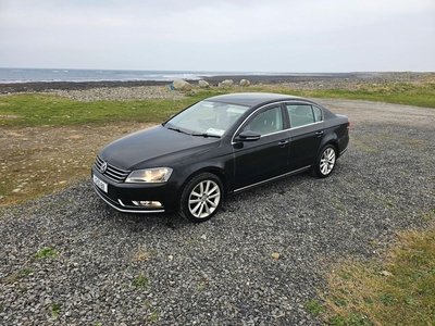 2012 - Volkswagen Passat Manual