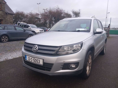 2012 - Volkswagen Tiguan Manual