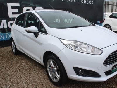 2013 - Ford Fiesta Manual