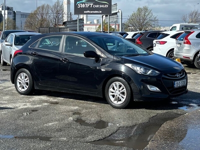 2013 - Hyundai i30 Manual