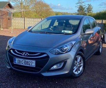 2013 - Hyundai i30 Manual