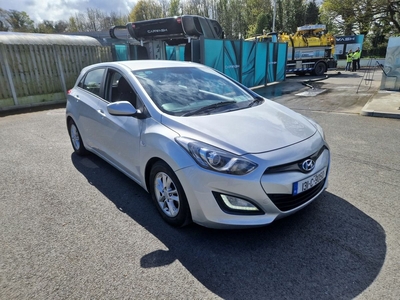 2013 - Hyundai i30 Manual