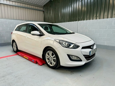 2013 - Hyundai i30 Manual