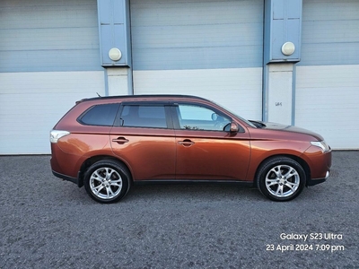 2013 - Mitsubishi Outlander Manual