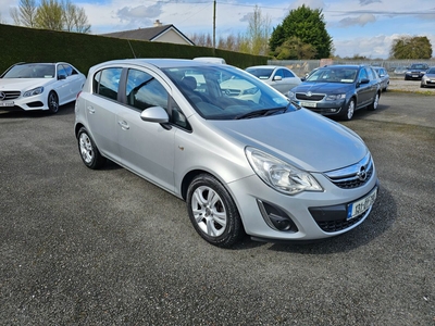 2013 - Opel Corsa Manual