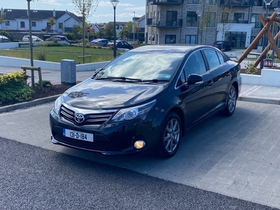 2013 - Toyota Avensis Manual