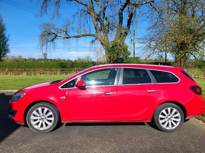 2013 - Vauxhall Astra Automatic