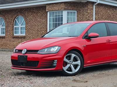 2013 - Volkswagen Golf Automatic