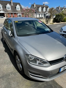 2013 - Volkswagen Golf Manual