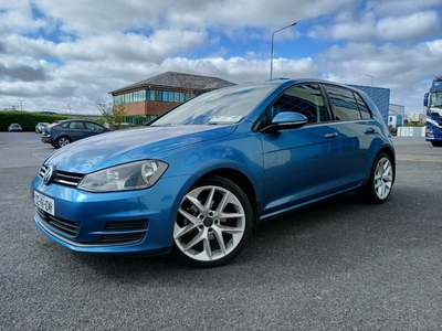 2013 - Volkswagen Golf Manual