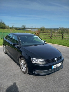 2013 - Volkswagen Jetta Manual