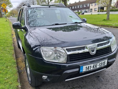 2014 - Dacia Duster Manual